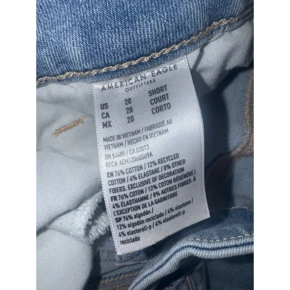 American Eagle women's Curvy High Rise Skinny Kick 20 Short like new. - Picture 11 of 15